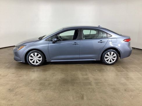 Used 2023 Toyota Corolla LE FWD image 10