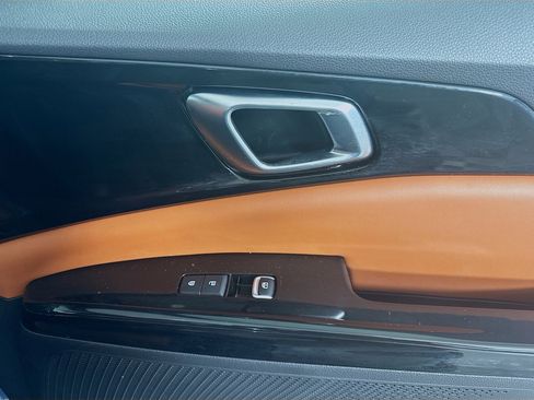 Used 2023 Kia Carnival SX Prestige image 31