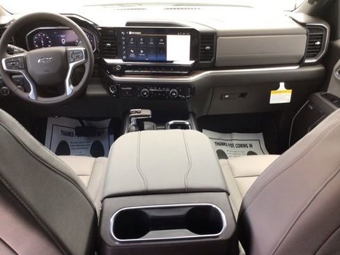 New 2026 Chevrolet Silverado 1500 RST AWD/4WD image 18
