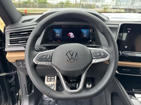New 2026 Volkswagen Atlas Cross Sport SEL R-Line AWD/4WD image 21