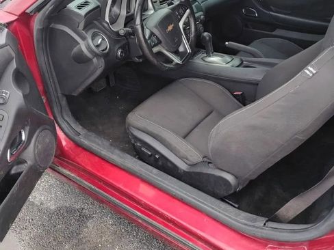 Used 2015 Chevrolet Camaro LT RWD image 5