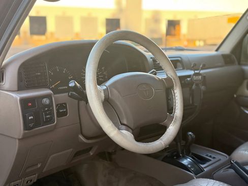 Used 1997 Toyota Land Cruiser image 24