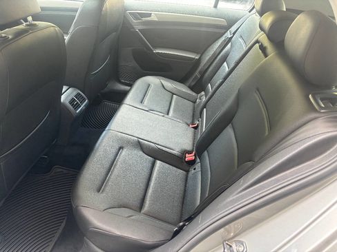 Used 2017 Volkswagen Golf Wolfsburg Edition image 7