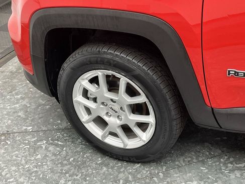 Used 2022 Jeep Renegade Sport w/ Sport Appearance Group AWD/4WD image 26