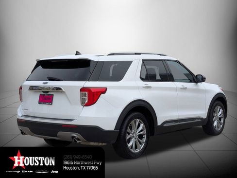 Used 2023 Ford Explorer Limited w/ Equipment Group 301A image 3