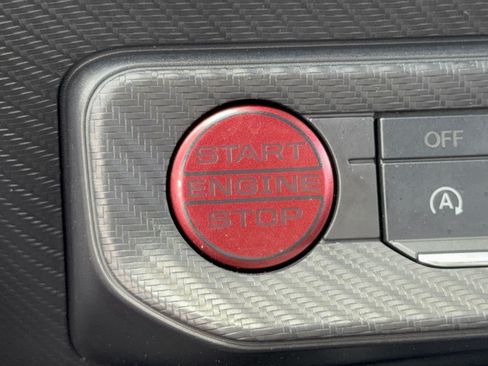 Used 2025 Ford Mustang GT RWD image 20