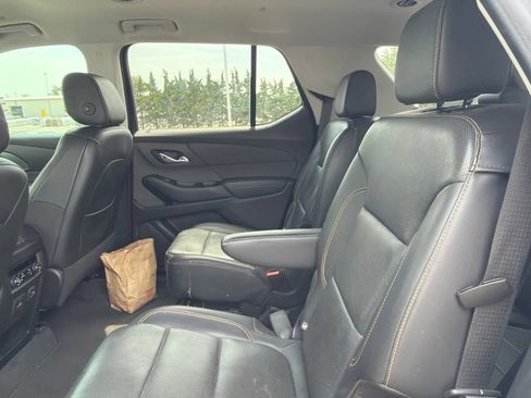 Used 2020 Chevrolet Traverse Premier AWD/4WD image 10
