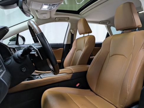 Used 2022 Lexus RX 350L FWD w/ Premium Package image 14