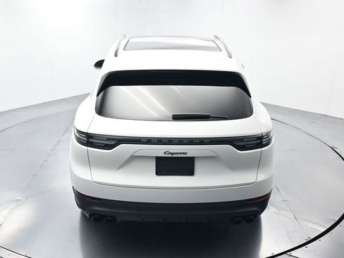 Certified 2023 Porsche Cayenne Platinum Edition AWD/4WD image 39