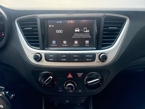 Used 2022 Hyundai Accent SEL FWD image 18