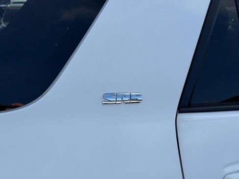 Used 2018 Toyota 4Runner SR5 image 8