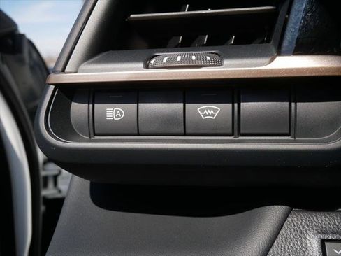 Certified 2024 Toyota Crown Limited image 30