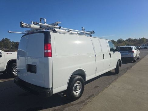 Used 2025 Chevrolet Express 2500 Work Van w/ Communications Package image 2