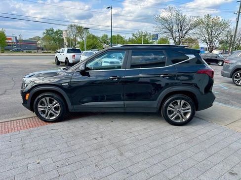 Used 2022 Kia Seltos S AWD/4WD image 4