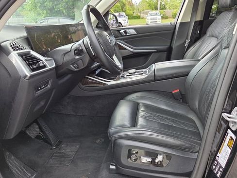 Used 2026 BMW X7 xDrive40i AWD/4WD image 9