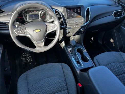 Used 2022 Chevrolet Equinox LT image 8