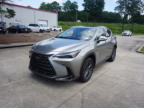 Used 2025 Lexus NX 250 FWD w/ Cold Area Package image 25