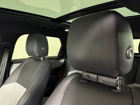 Certified 2026 Land Rover Range Rover Velar Dynamic SE image 13