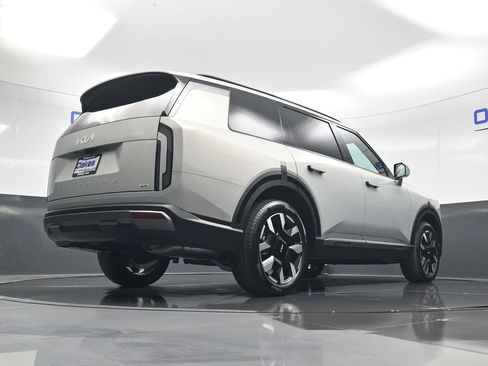 New 2027 Kia Telluride S image 47