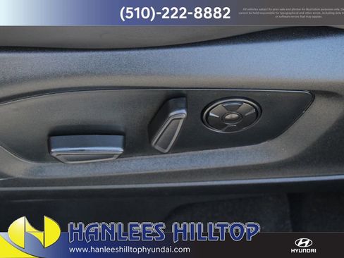 Used 2021 Ford Explorer Platinum w/ Equipment Group 601A image 17