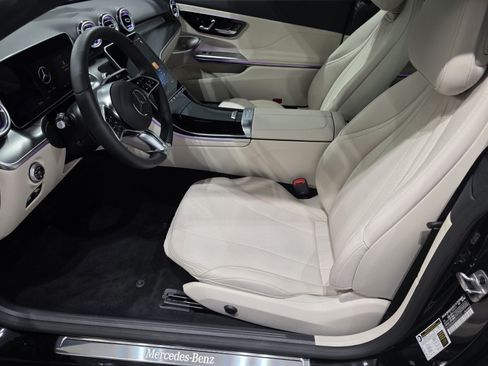 Used 2024 Mercedes-Benz CLE 300 4MATIC Coupe image 6