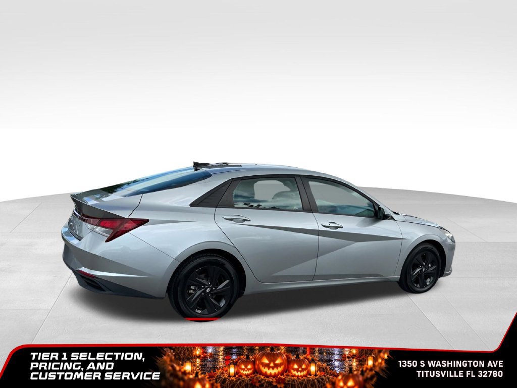 Used 2021 Hyundai Elantra SEL w/ Convenience Package FWD image 8