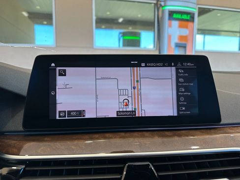 Used 2020 BMW 530i w/ Convenience Package image 21