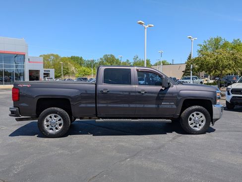 Used 2015 Chevrolet Silverado 2500 LT w/ LT Convenience Package AWD/4WD image 10