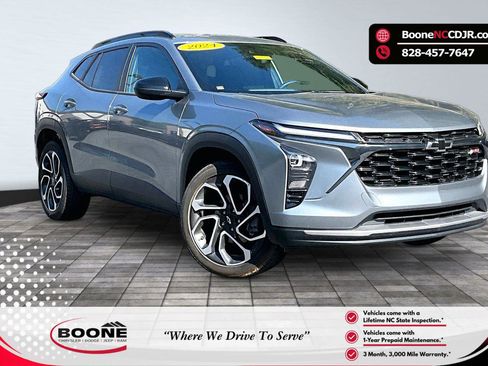 Used 2024 Chevrolet Trax RS w/ Sunroof Package FWD image 1