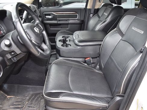 Used 2020 RAM 2500 Laramie image 10