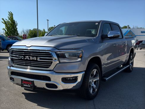 Used 2024 RAM 1500 Laramie AWD/4WD image 2