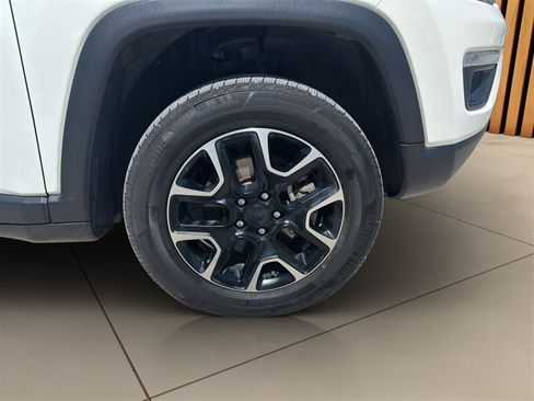 Used 2020 Jeep Compass Trailhawk AWD/4WD image 33