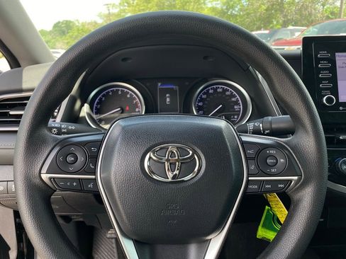 Used 2023 Toyota Camry LE FWD image 17