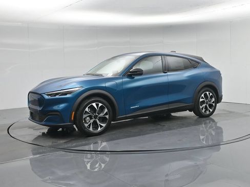 New 2026 Ford Mustang Mach-E Select RWD image 6