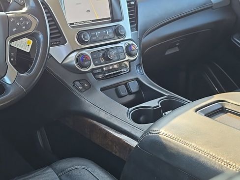 Used 2019 Chevrolet Tahoe LT image 13