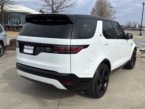 Used 2023 Land Rover Discovery HSE R-Dynamic image 3