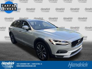 Used 2021 Volvo V90 T6 Cross Country AWD/4WD video 1