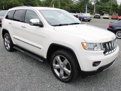 Used 2012 Jeep Grand Cherokee Overland AWD/4WD image 4