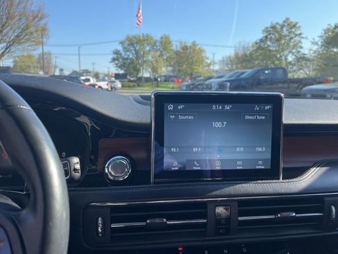 Used 2022 Lincoln Corsair Reserve w/ Equipment Group 201A image 8