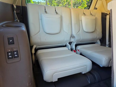 Used 2013 Lexus GX 460 image 34