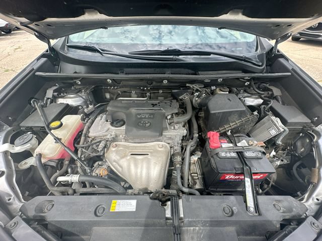Used 2018 Toyota RAV4 XLE w/ Plus Extra Value Package AWD/4WD image 32