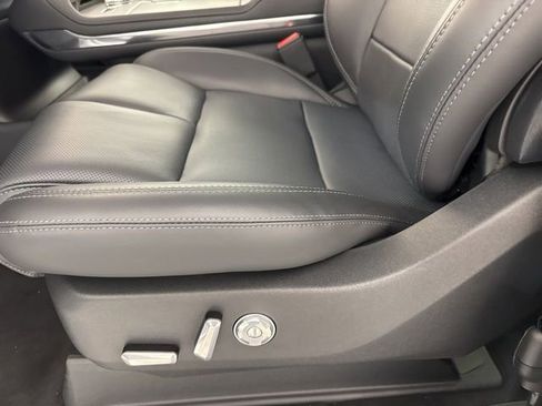 New 2025 Lincoln Navigator Reserve w/ Jet Appearance Package image 15