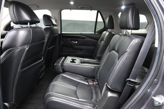 Certified 2025 Honda Pilot EX-L image 19