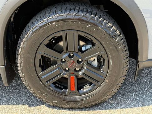 Certified 2025 Nissan Rogue SV w/ Rock Creek Premium Package AWD/4WD image 7