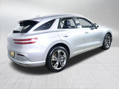 Used 2023 Genesis Electrified GV70 AWD/4WD image 7