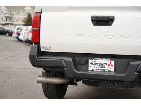 Used 2024 Toyota Tacoma SR image 10