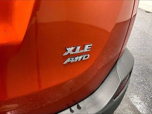 Used 2015 Toyota RAV4 XLE AWD/4WD image 23