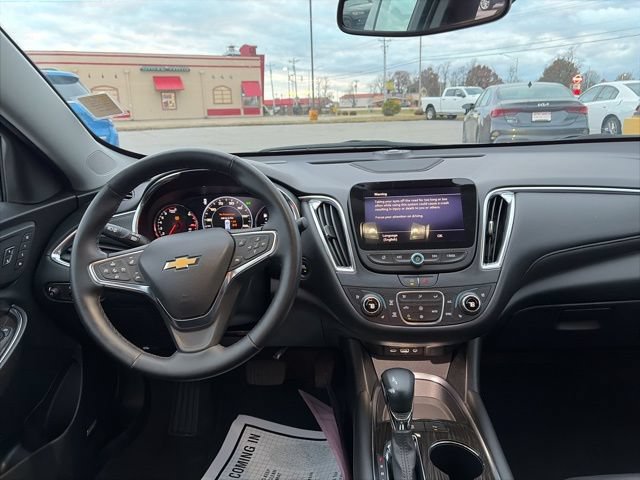 Used 2024 Chevrolet Malibu LT FWD image 14