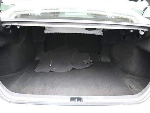 Used 2020 Toyota Camry SE image 19