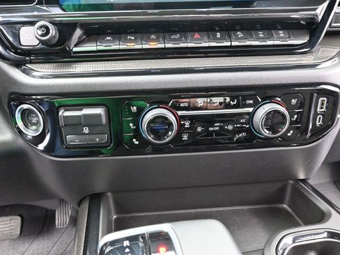 Used 2023 Chevrolet Silverado 1500 ZR2 w/ Technology Package image 25